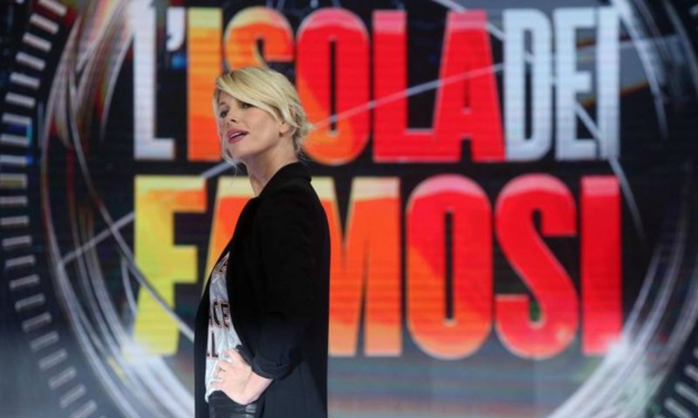 ISOLA DEI FAMOSI 2017: ABBANDONO DI MASSA? LE REGOLE DEL REALITY NON PIACCIONO - 25/01/2017